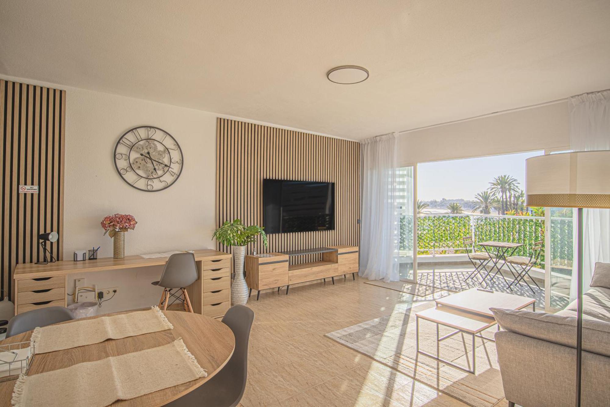 Buenti Apartments Beach Beautiful View มาร์เบยา ภายนอก รูปภาพ